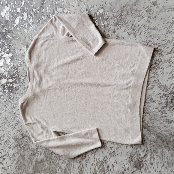 Barefoot Dreams CozyChic Lite Lace-Up Pullover Sand Dune SzL - Picture 2 of 6